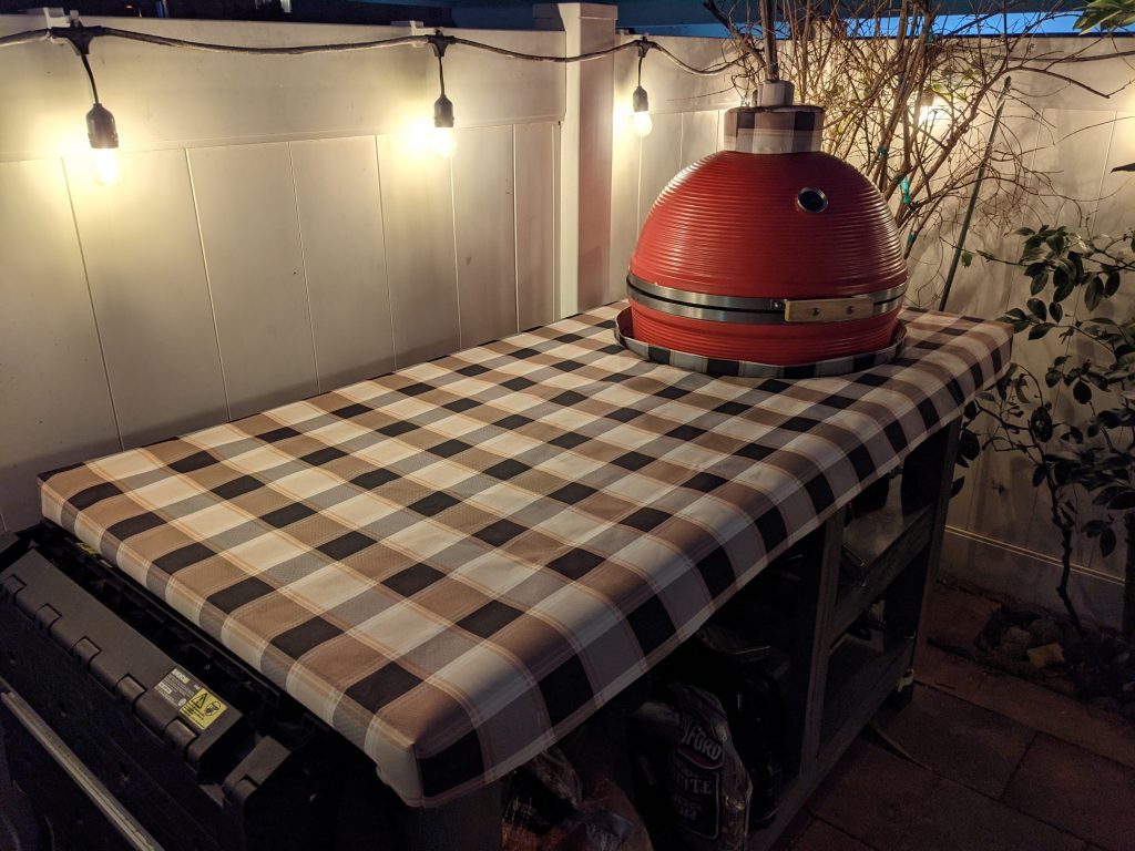 Granite BBQ Table photo 3