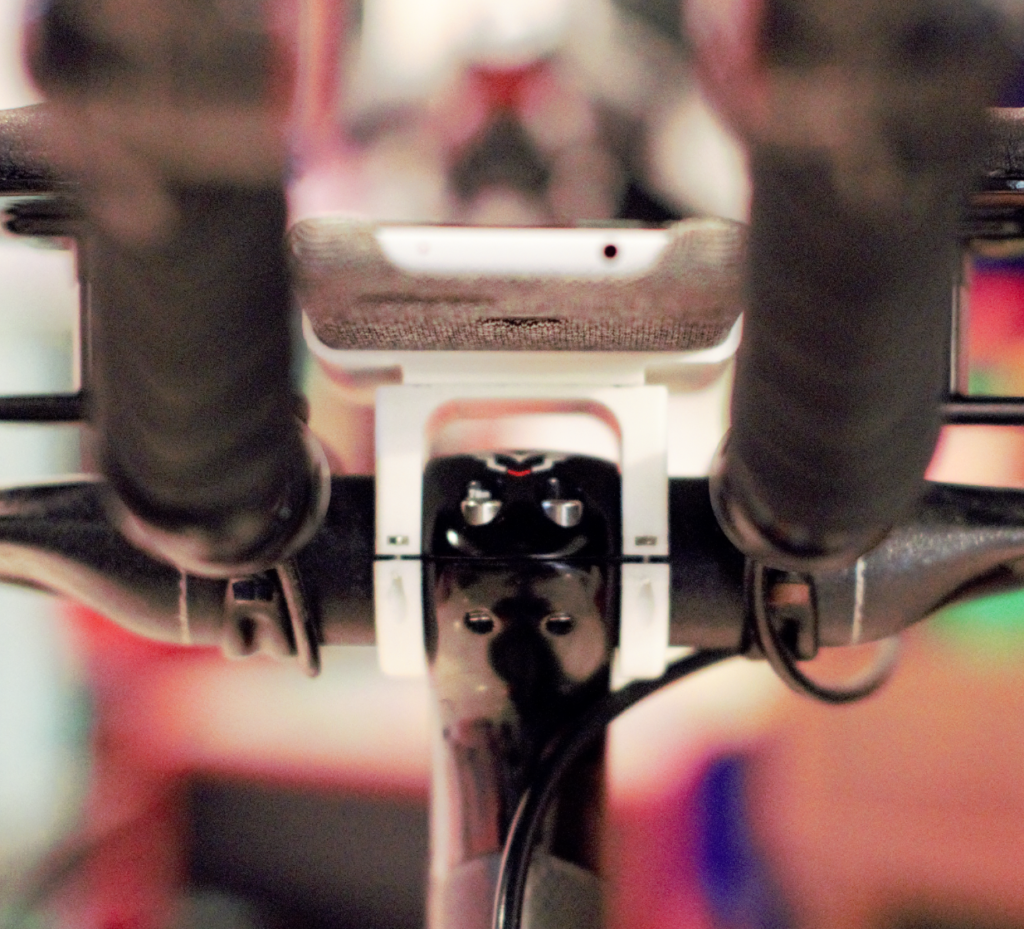 Triathlon Bike Phone Mount render 2